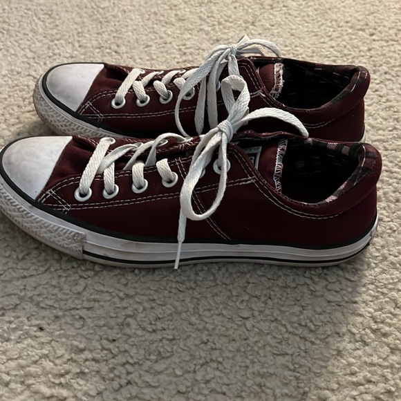 Maroon Converse - Picture 2 of 5